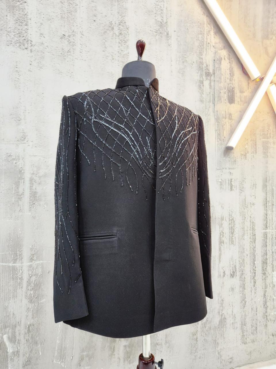 Black Lattice Cascade Jodhpuri
