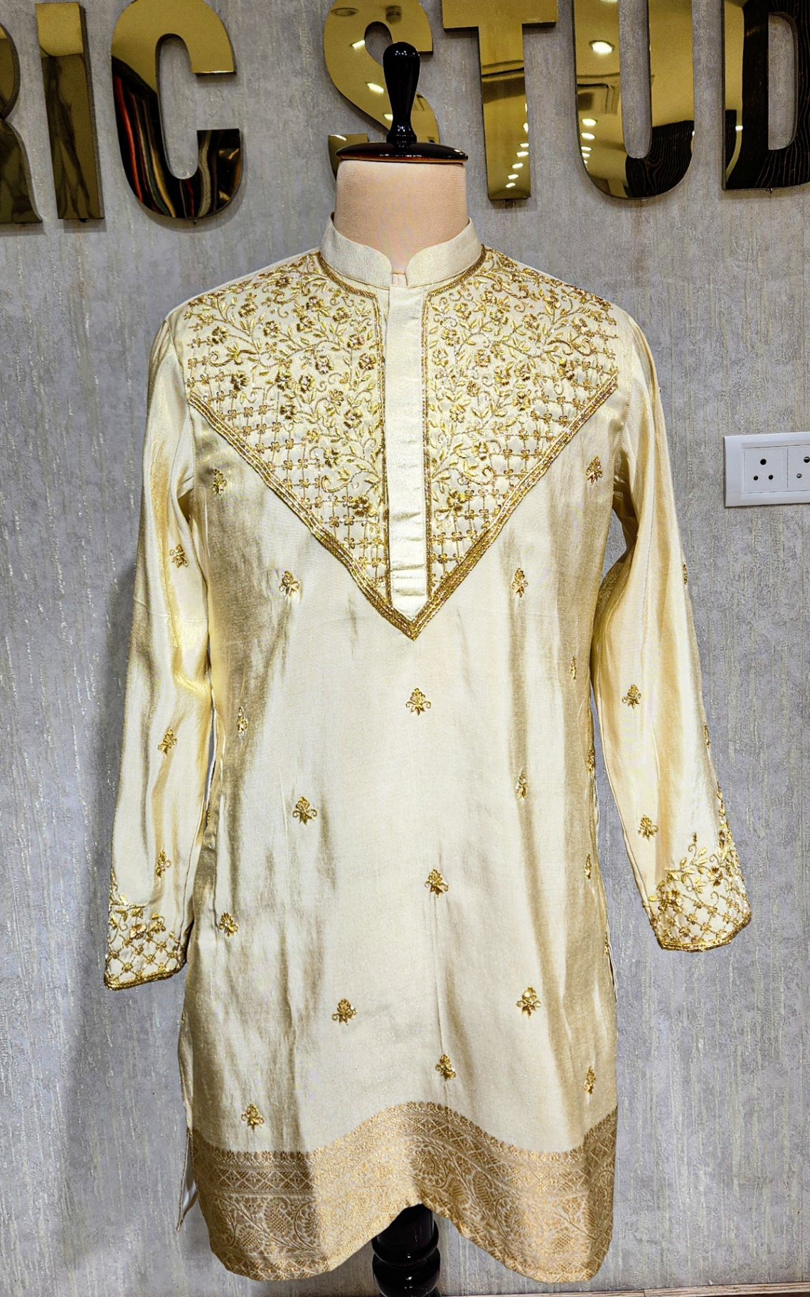Champagne Jaali Yoke Kurta