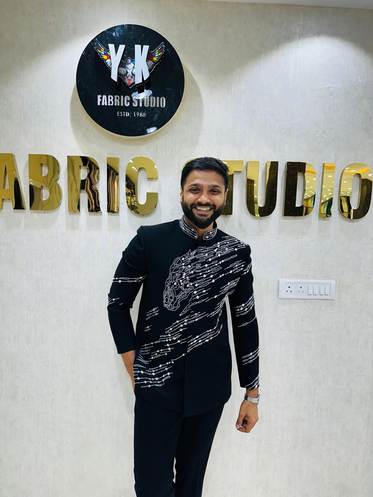 Noir Silver Thread Jodhpuri