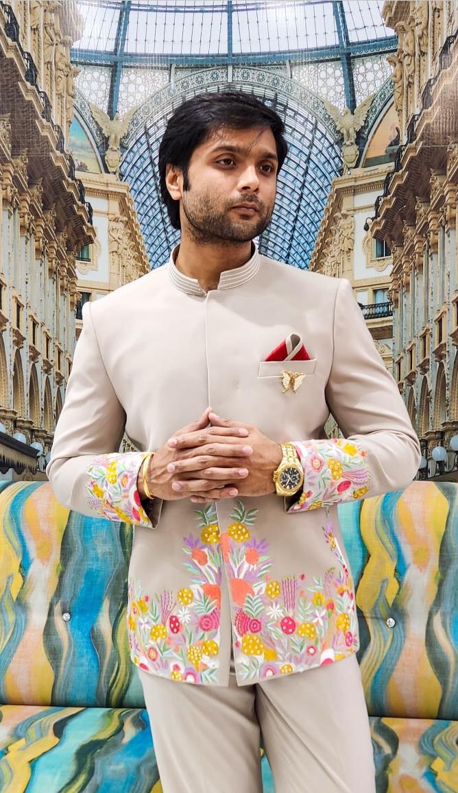 Sand Meadow Thread Jodhpuri